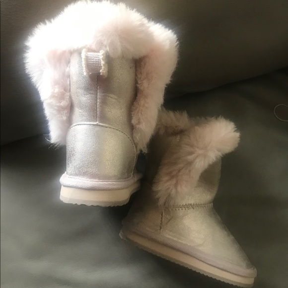 LITTLE GIRLS BOOTS WITH FUR - Picture 4 of 4